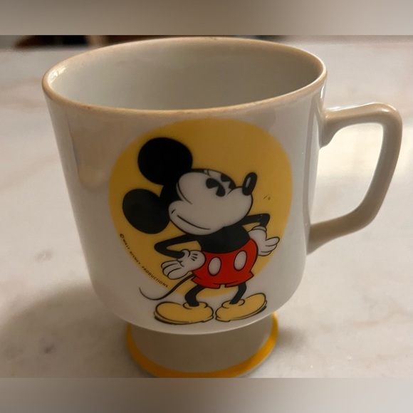 Vintage Walt Disney Productions Mickey Mouse Pedestal Coffee Mug Cup 70’s Japan - Picture 2 of 6